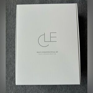 CLE - MULTI HYDRATION RITUAL SET (Multi Cream+ Multi Oil) NEW in box